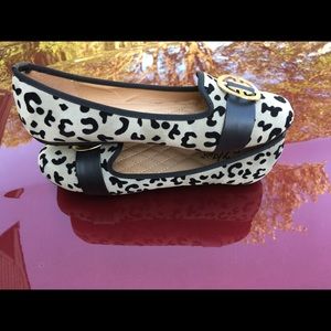 Tony Klein new women flats